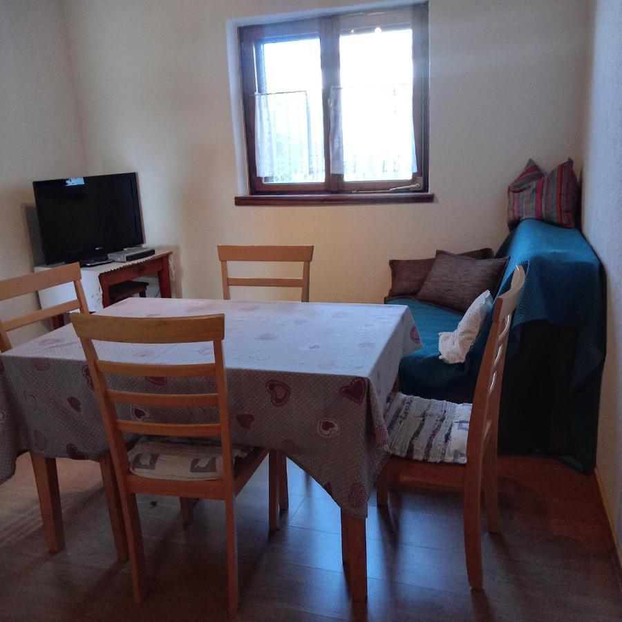 Mikola Daire Senj  Dış mekan fotoğraf